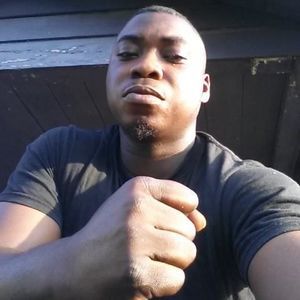 Meet your Posher, Emmanuel